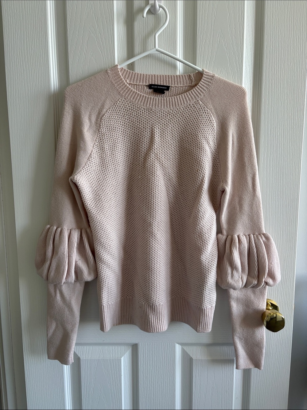 Club Monaco 100% merino wool Ruffled Sleeve Crewneck Sweater Blush Pink